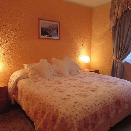 Marilu 'S Bed And Breakfast Hostel ซานติอาโก ภายนอก รูปภาพ